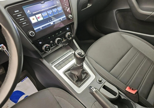 Skoda Octavia cena 56900 przebieg: 153723, rok produkcji 2019 z Oleszyce małe 326